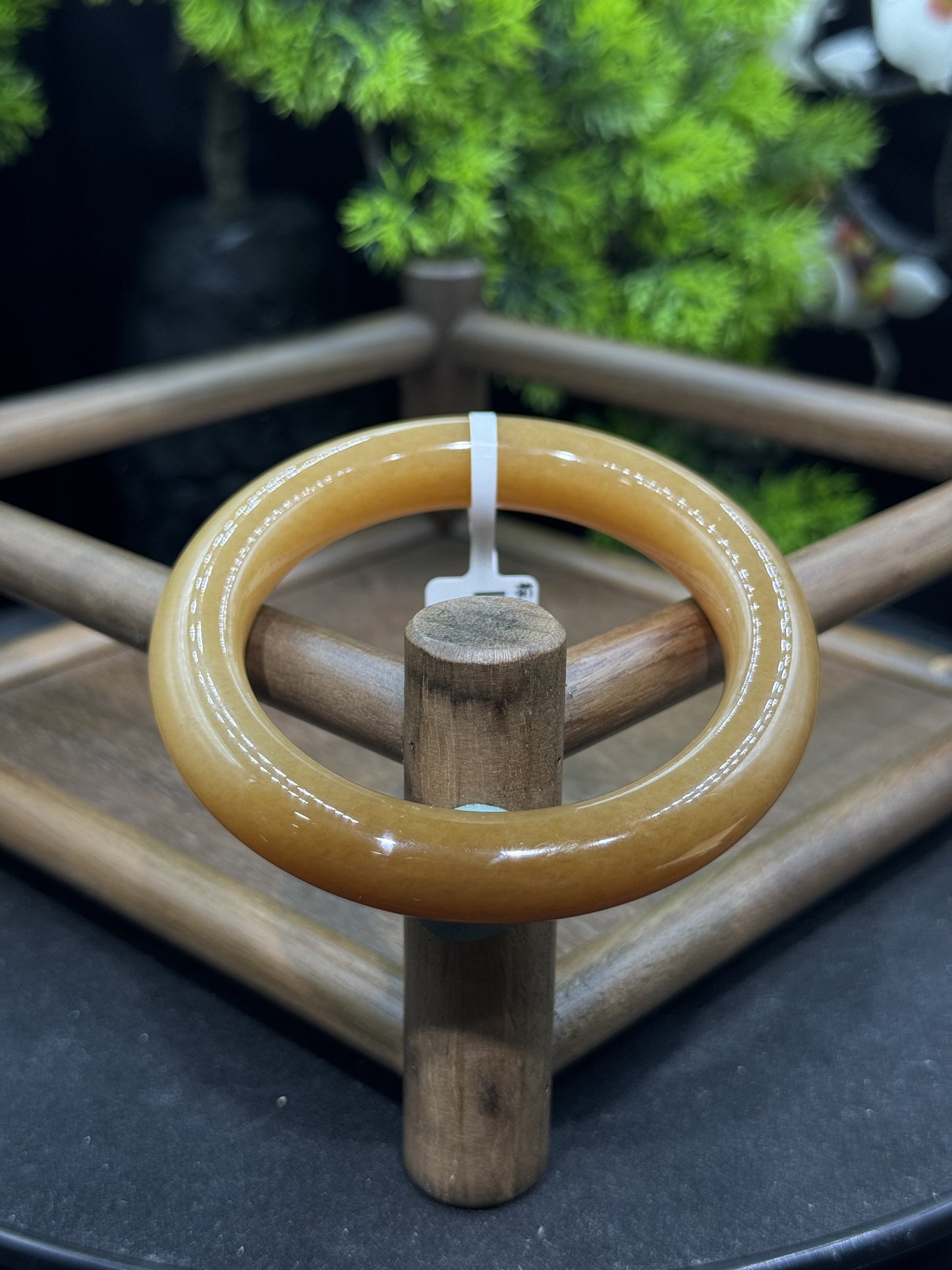 Sugar White Hotan Jade Bangle | 糖白和田玉手镯