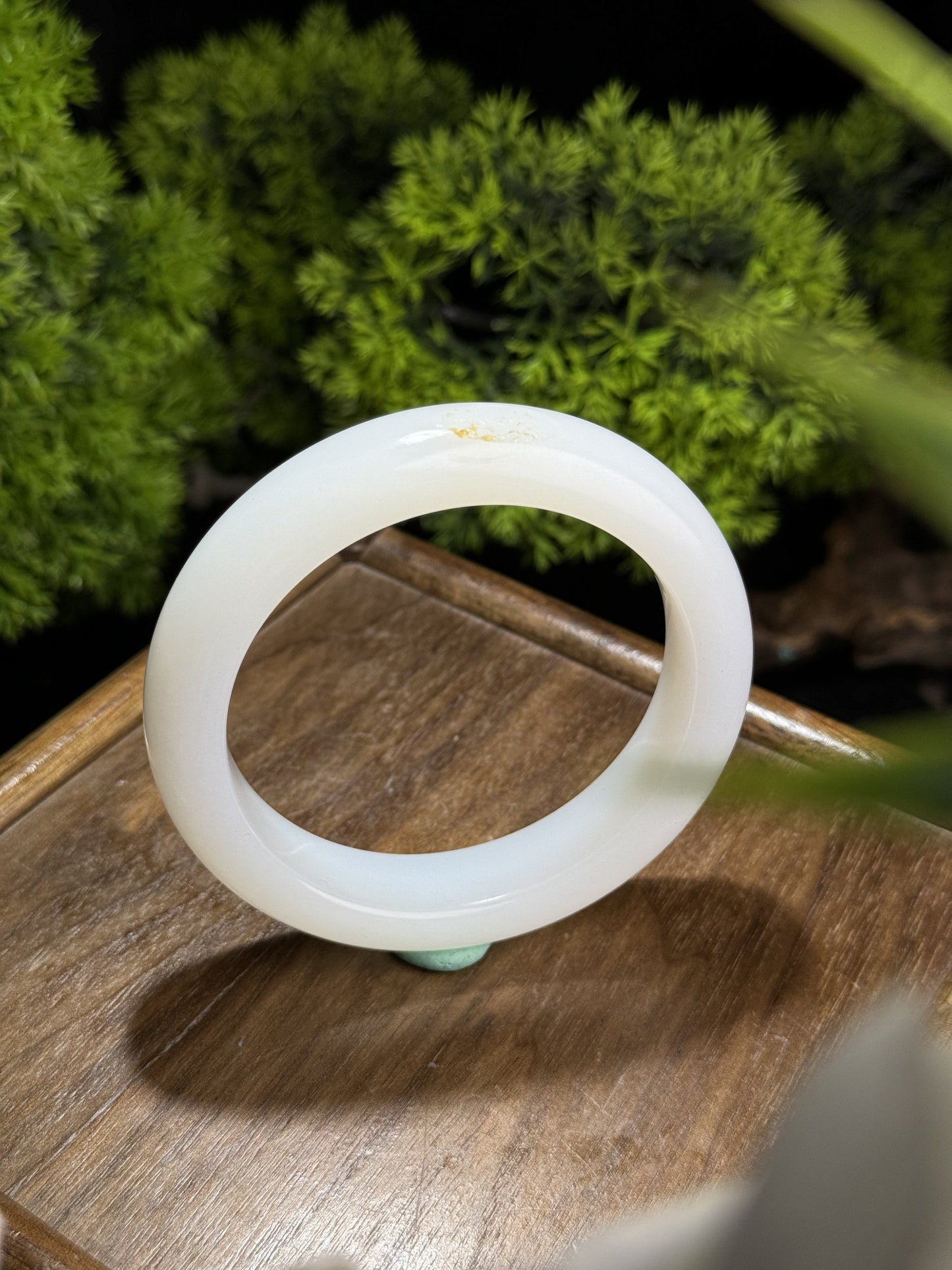 White Hotan Jade Bangle | 白玉和田玉手镯