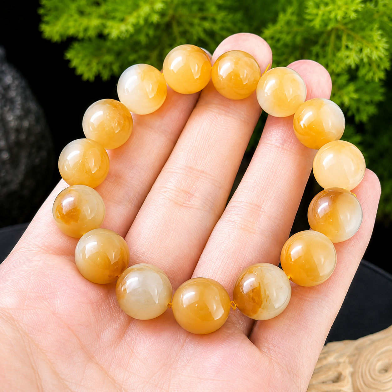Sugar White Hotan Jade Bracelet | 糖白和田玉手串
